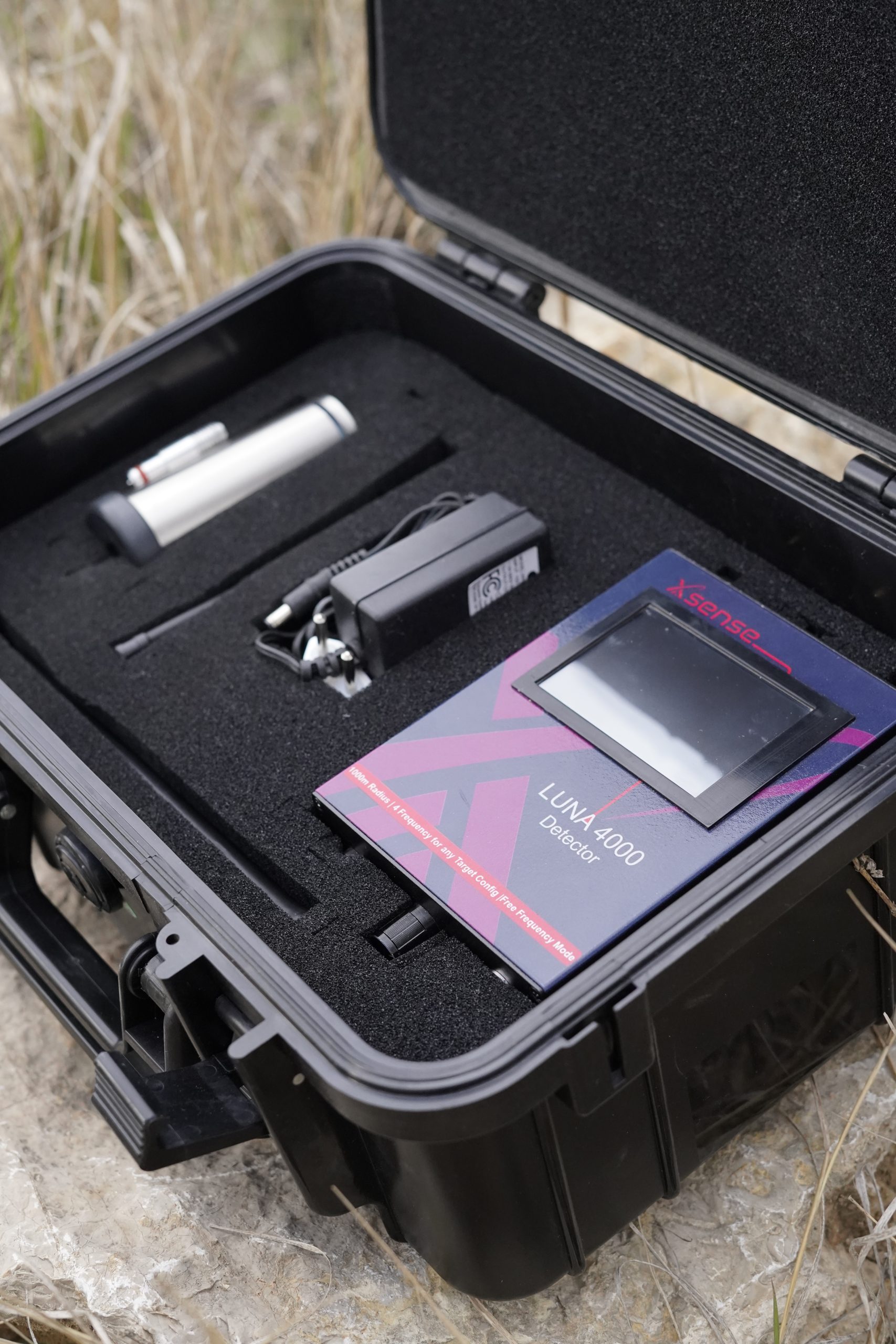 Su geçirmez  çantası